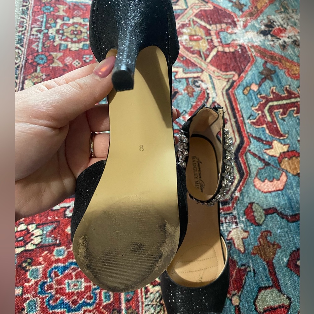Heels - Picture 6 of 6